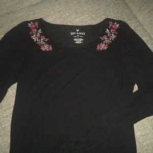 AEO Black long sleeved tee with floral design.